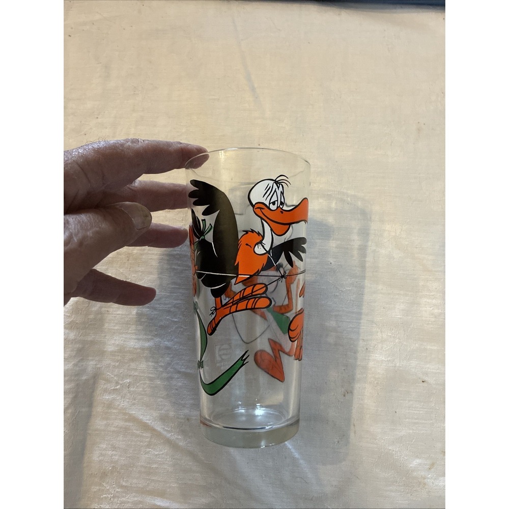 VINTAGE PEPSI GLASS Cool Cat Tiger and Beaky Buzzard 1976 Collectors Series
